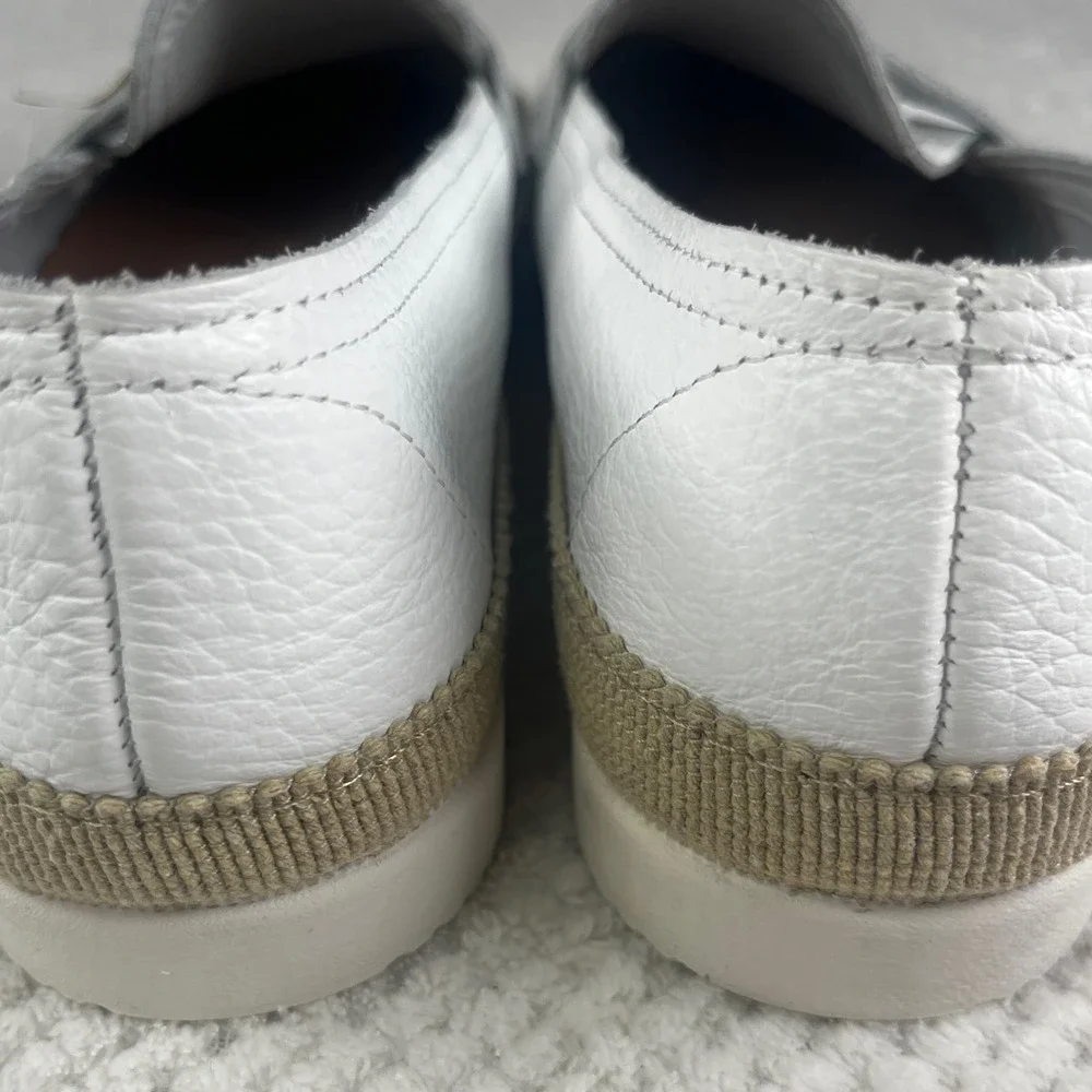 Verbenas White Pebbled Leather Penny Loafers Made in Spain Size 37/6.5-7 NEW